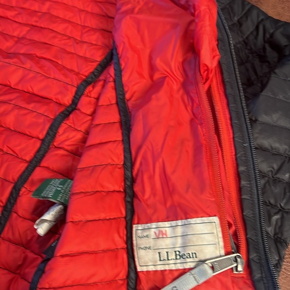 LL Bean kids jacket Small 8 black and red play coat goose down preowned packable - Picture 8 of 10